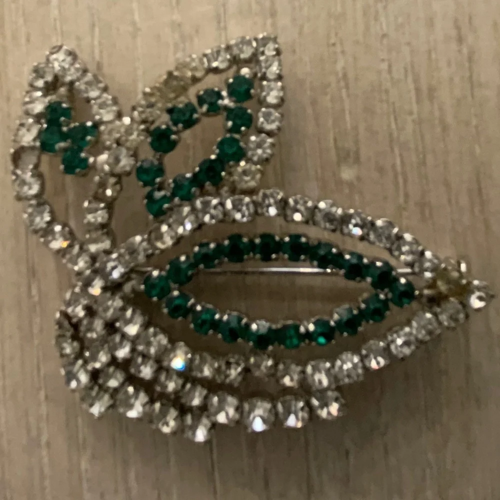 VINTAGE DAVID GRAU RHINESTONE BROOCH